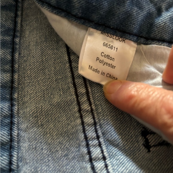 Miss look floral jeans sz Medium. Like new condition. - Picture 5 of 6